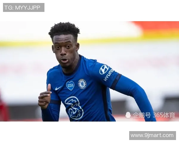 热搜足球球星新动态：梅西签约巴黎，梅开二度引关注